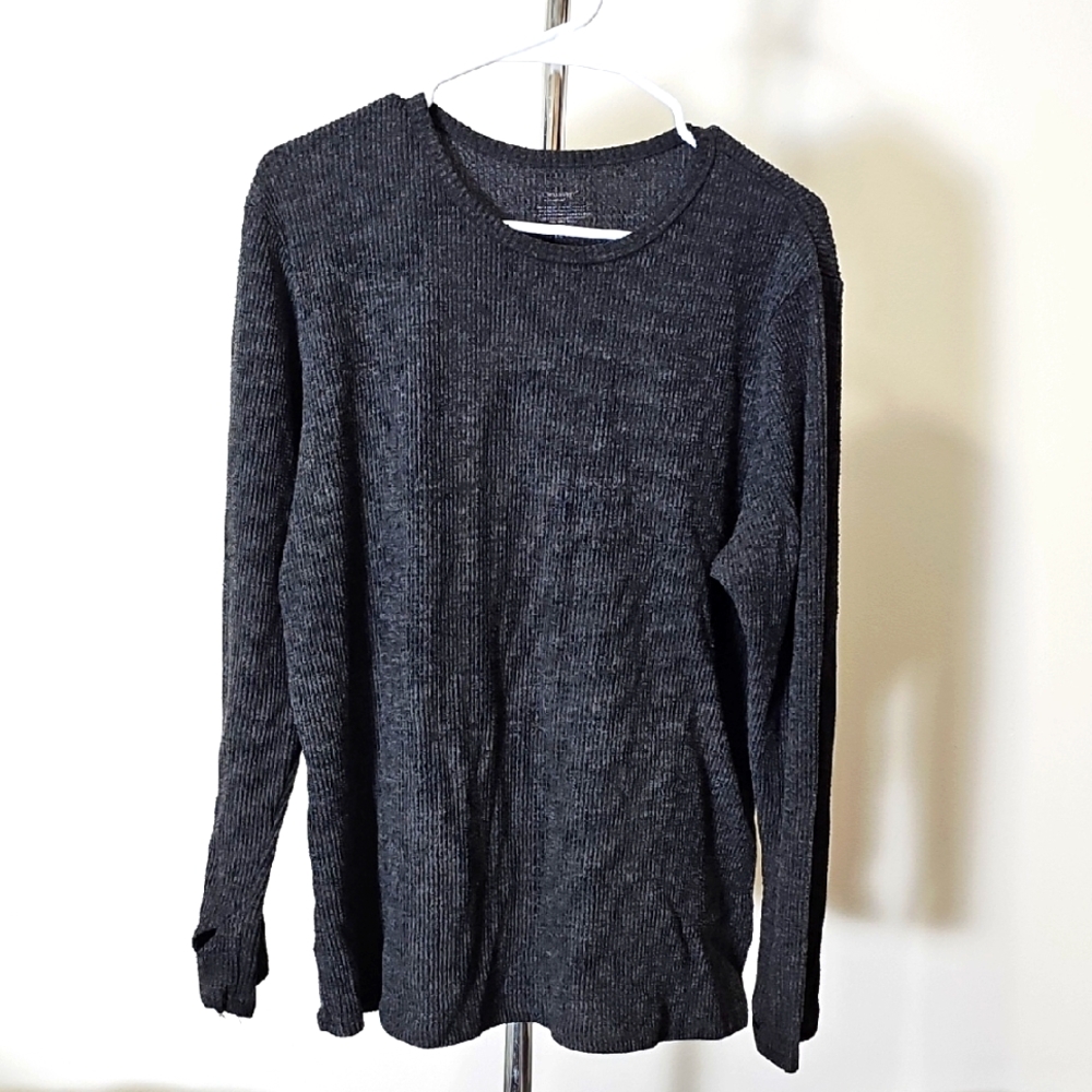Sweatshirt With Thumb Holes